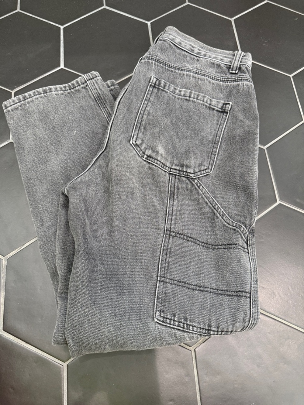 Women's Relaxed Gray Carpenter Jeans - Casual Utility Style